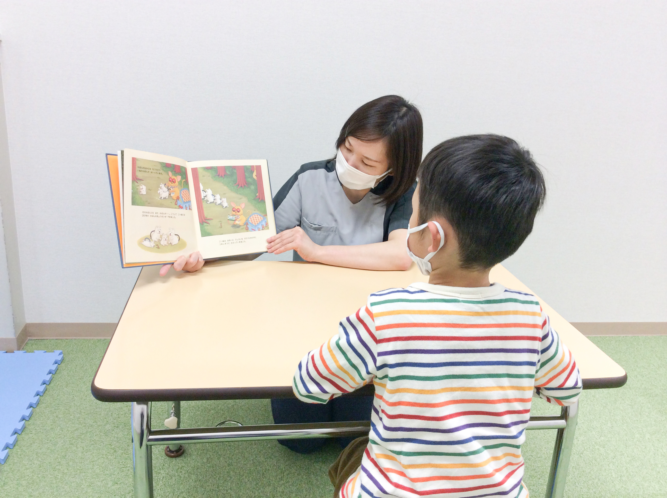 言語聴覚療法　写真③