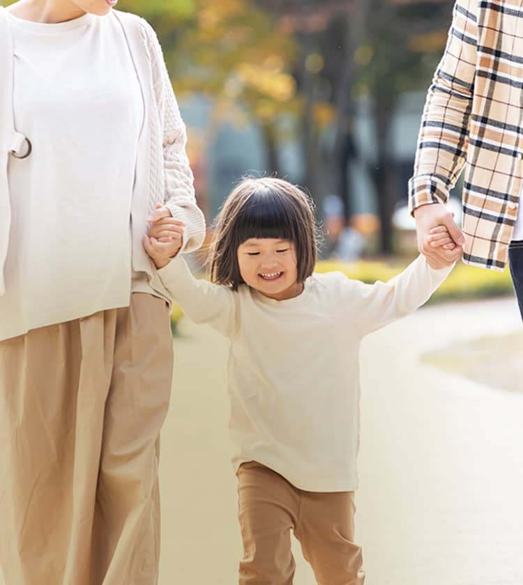 新しい命を迎え、育む喜びをともに～妊娠・出産から子育てまで寄り添ってサポートします。～